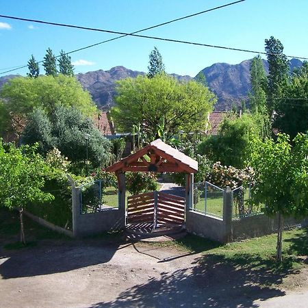 Cabanas Y Hotel Ebemys San Agustín de Valle Fértil エクステリア 写真